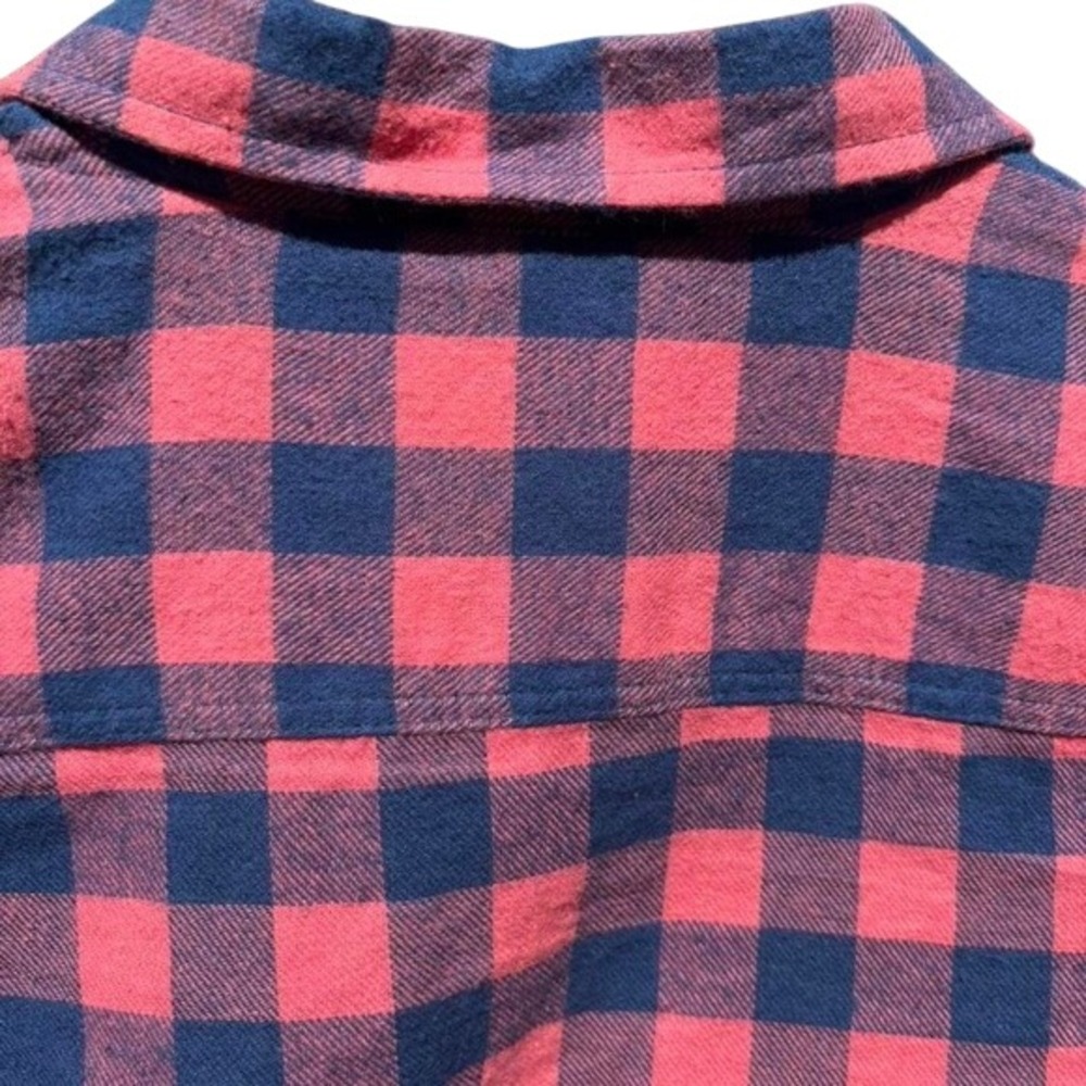 Flannel Button Down Women L Pink Navy Buffalo Plaid GOOD CONDITION - Picture 7 of 8